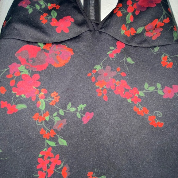 NWOT Ultracor Fusion Madrid Tank Small - Picture 6 of 10